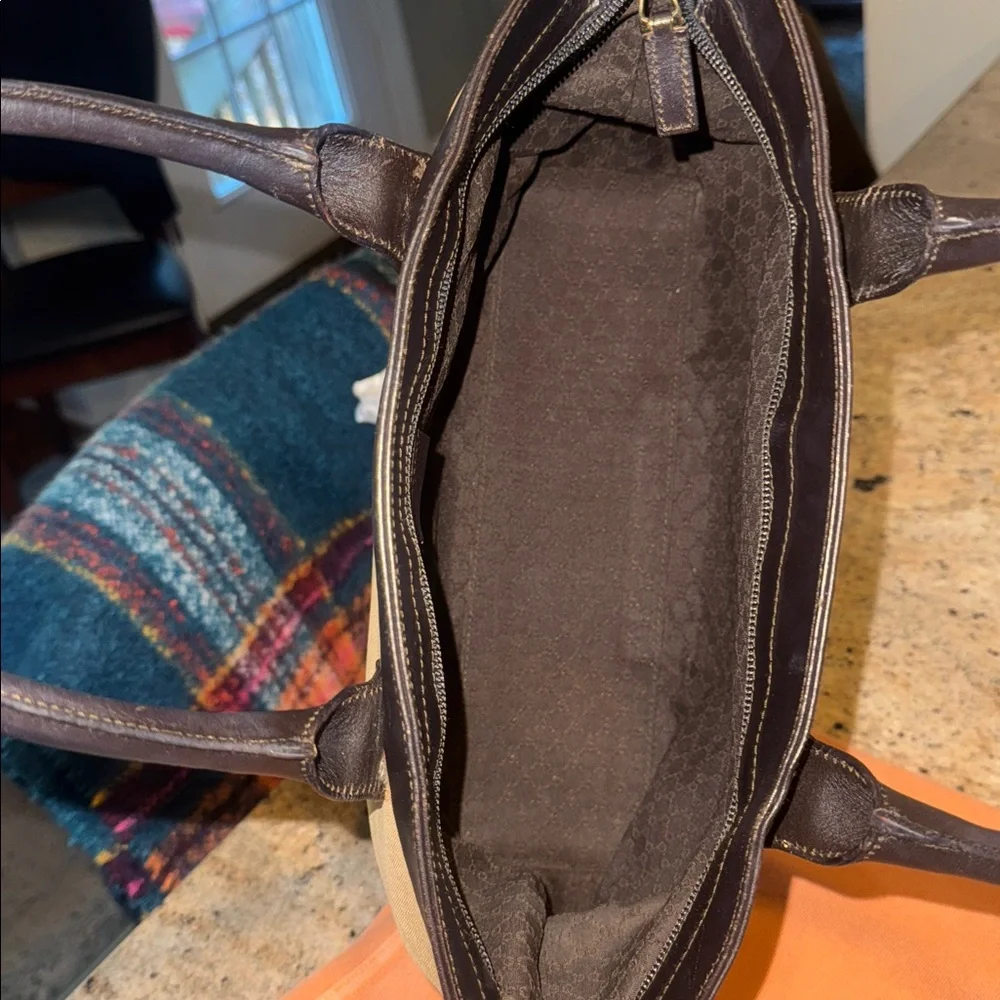 SOLD** Gucci Canvas Sherry Web-line w/ Leather Trim Handbag - Picture 6 of 17